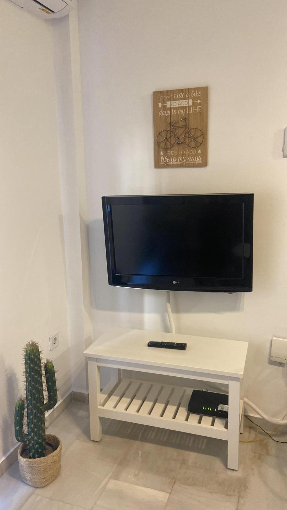 Apartamento Melina Arlu - Barrio La Victoria Málaga Exterior foto